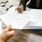 El Plan Auto+ y el seguro del coche: cómo conseguir 4.500 euros para tu vehículo y reducir la prima del seguro