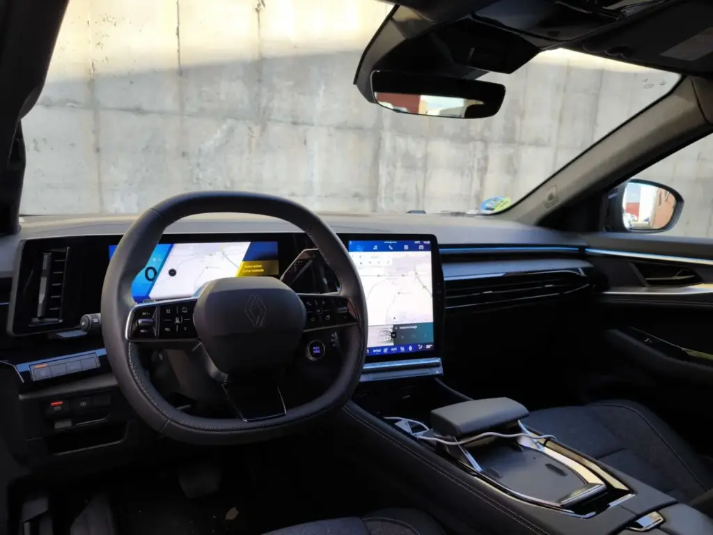 Prueba del Renault Austral E-Tech 200: Un SUV híbrido potente y bien equipado 4 Motor16 Prueba del Renault Austral E-Tech 200: Un SUV híbrido potente y bien equipado