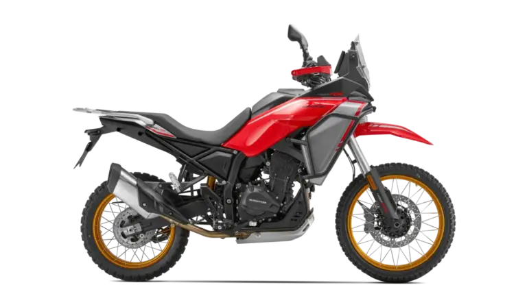 QJMotor SRT 450 RX: la trail mediana que deja en evidencia a la CFMoto 450MT con más equipamiento y menos precio