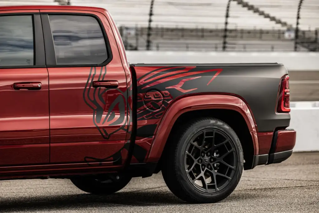 ram 1500 rumble bee 2027 45 Motor16