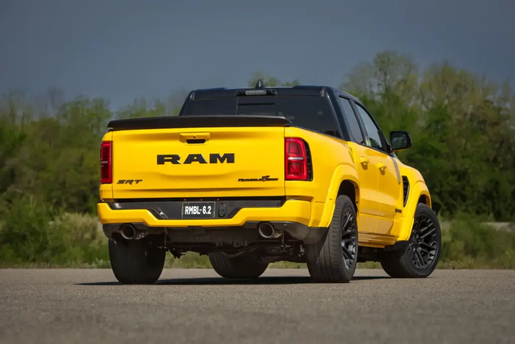 ram 1500 rumble bee 2027 5 Motor16
