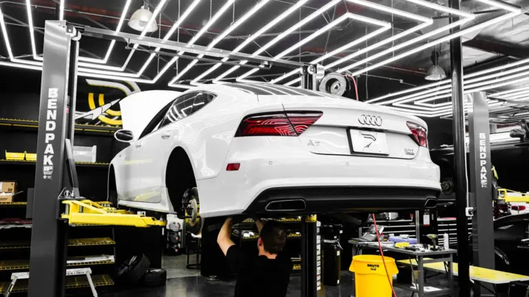 Evita una multa de 200 euros con la revisión gratuita de Audi en verano
