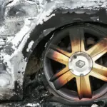 Seguro incendio forestal coche: qué cubre y cómo actuar si te sorprende en carretera