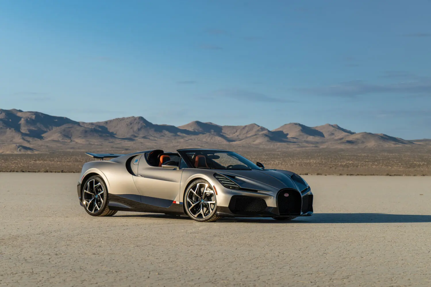 Un Bugatti W16 Mistral es el “gancho” de la subasta de la pujante Broad Arrow en Monterrey