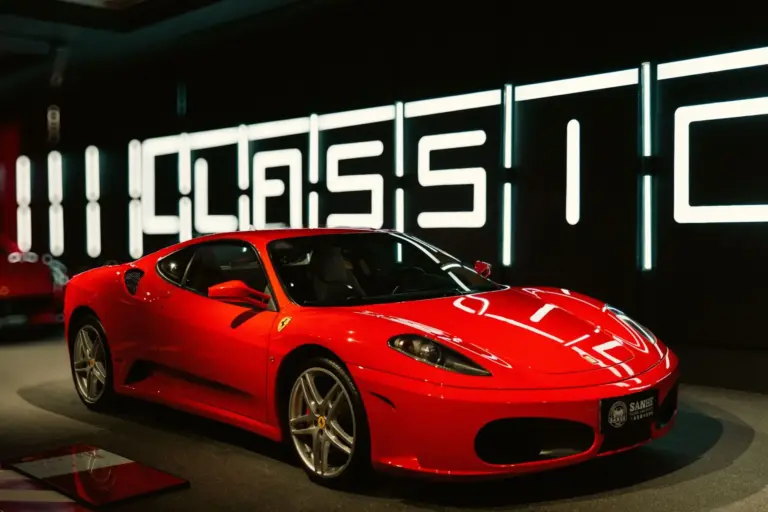 Ferrari eléctrico subasta récord: primer modelo de producción, 40 millones en Monterey, 36 veces su estimación