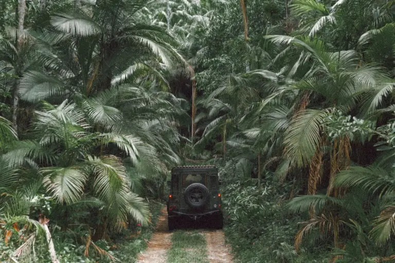 La travesía del Land Rover por la selva del Darién que conectó América del Norte y del Sur en 1960