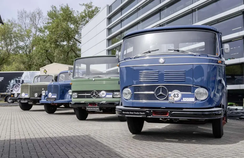 El camión más antiguo de Mercedes-Benz Trucks vuelve a la carretera: la marca celebra 130 años de historia 12 Motor16 130 ANOSA CAMIONES MERCEDES BENZ14 Motor16