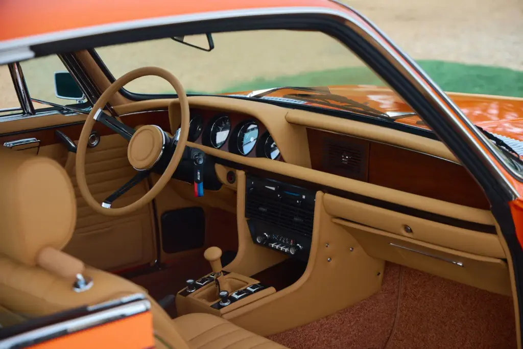 BMW y Kith vuelven a juntar sus caminos y la excusa perfecta se llama Inka Orange 19 Motor16 1972 bmw 30 csi kith orange 13 Motor16
