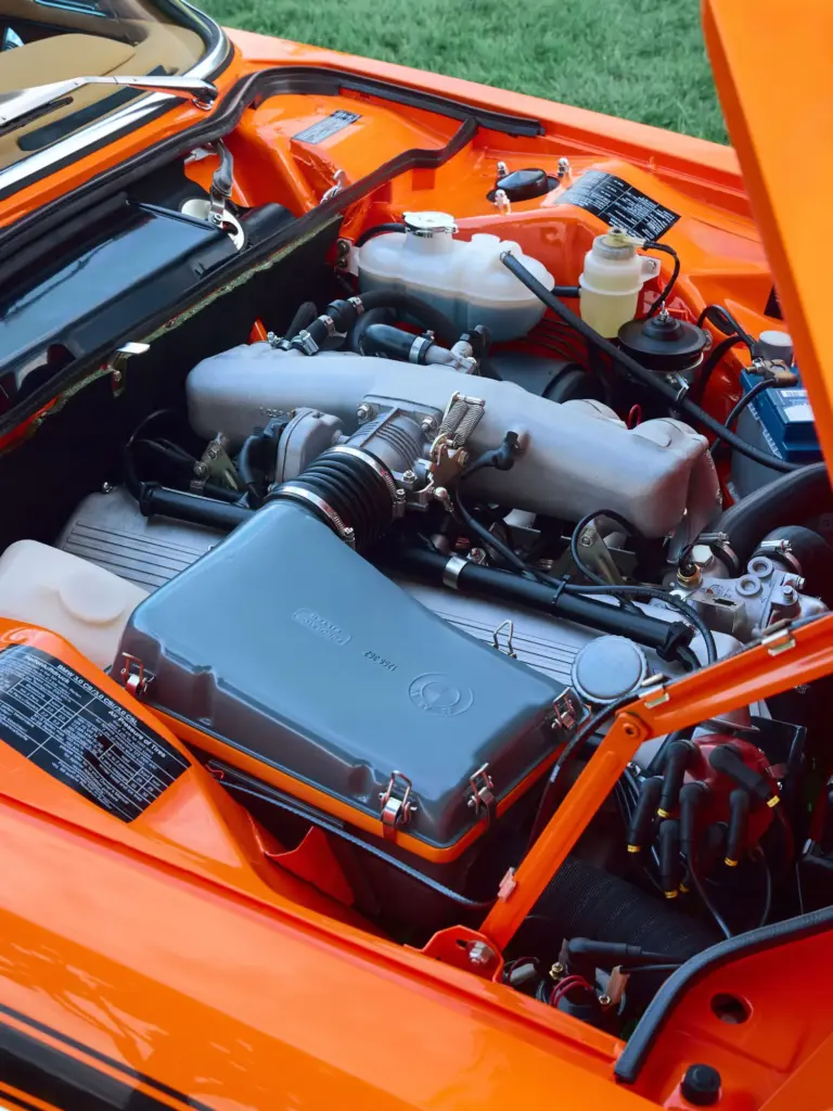 BMW y Kith vuelven a juntar sus caminos y la excusa perfecta se llama Inka Orange 17 Motor16 1972 bmw 30 csi kith orange 9 Motor16