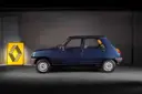 El Renault 5 clásico de 1982 con solo 12 kilómetros pulveriza récords en su venta tras 44 años en garaje