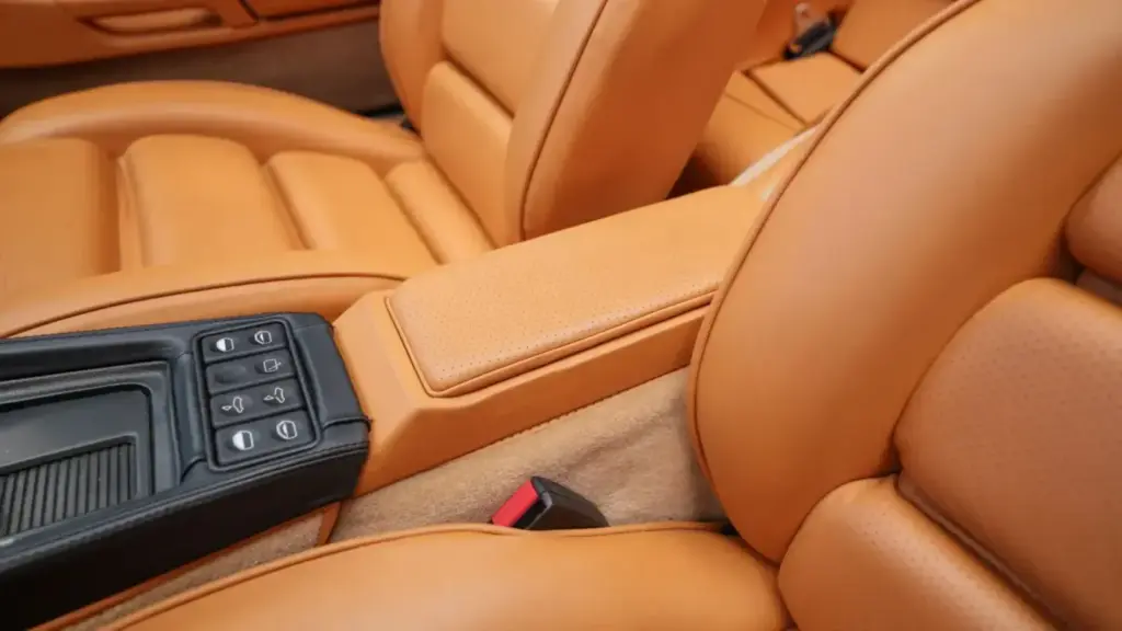 Porsche jamás fabrico un 928 Cabriolet, pero eso no quiere decir que puedas tener uno 18 Motor16 1982 porsche 928 cabriolet straman 6 Motor16