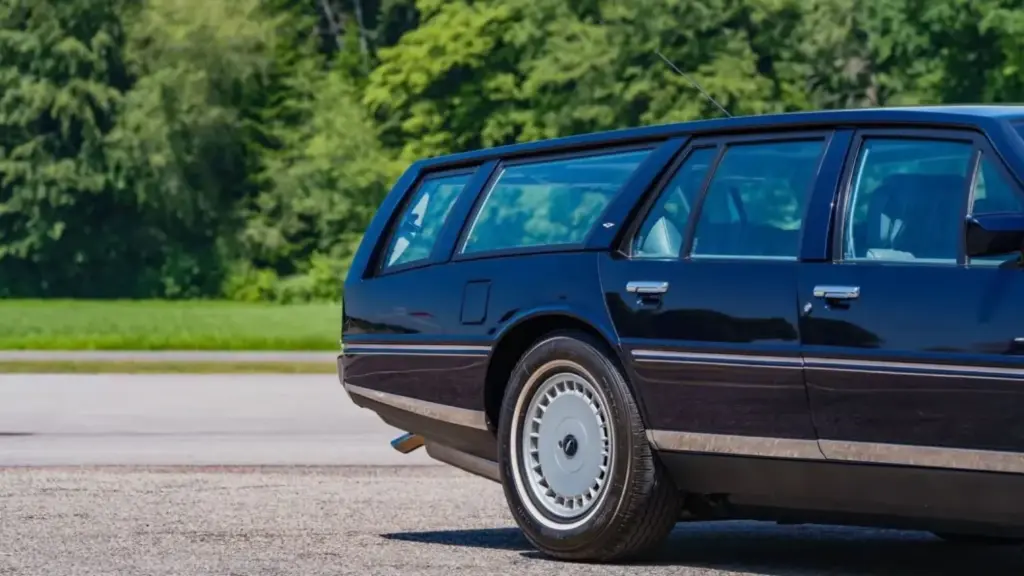 1987 Aston Martin Lagonda Shooting Brake 21 Motor16