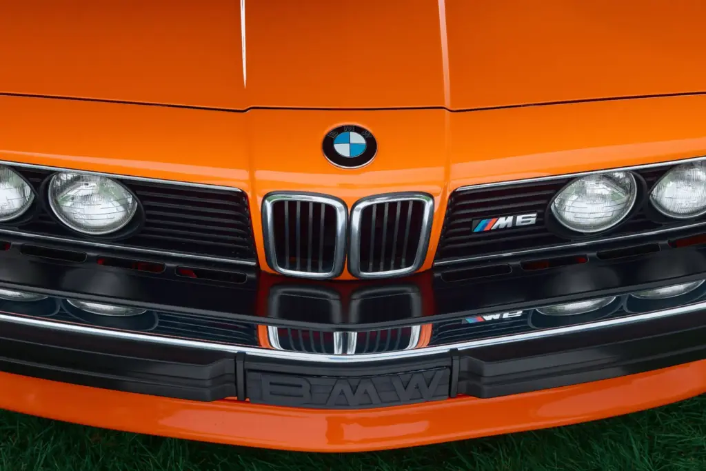 BMW y Kith vuelven a juntar sus caminos y la excusa perfecta se llama Inka Orange 29 Motor16 1987 bmw m6 e24 kith orange 6 Motor16