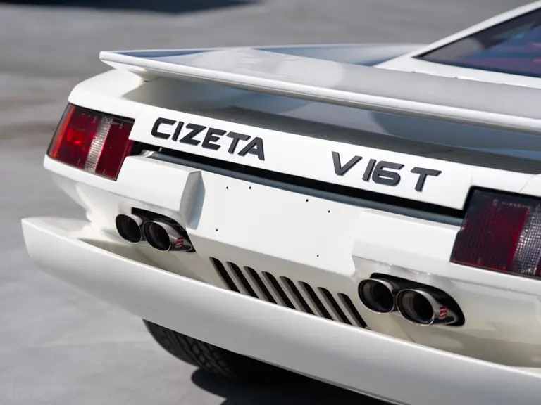 Cizeta-Moroder V16T: La historia del superdeportivo que nació del rechazo y que ahora te busca 28 Motor16 1988 Cizeta Moroder V16T 17 Motor16
