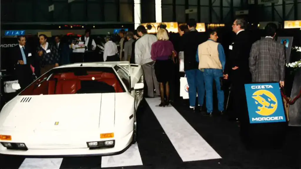 Cizeta-Moroder V16T: La historia del superdeportivo que nació del rechazo y que ahora te busca 3 Motor16 1988 Cizeta-Moroder V16T. Imagen presentación.