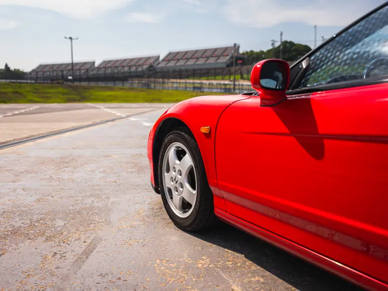 El Honda NSX que más quiso Ayrton Senna puede ser tuyo por un millón de euros 17 Motor16 1991 Honda NSX Senna Sothebys 49 Motor16