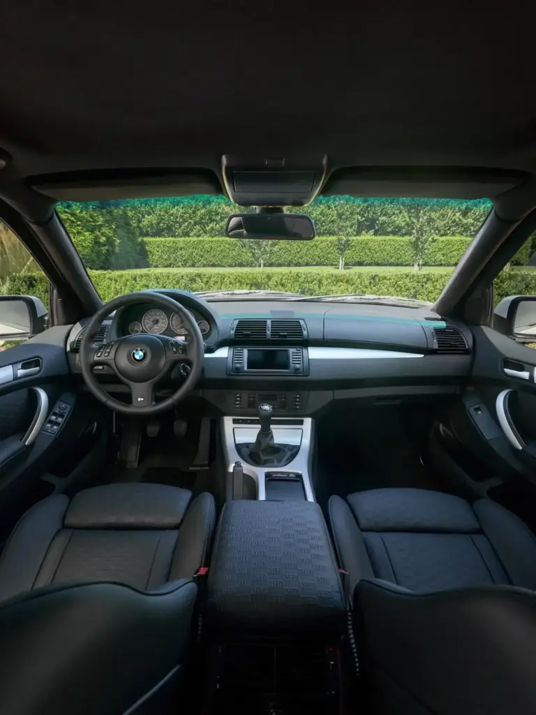 El BMW X5 M que debió haber nacido hace 25 años es una realidad gracias a Kith 13 Motor16 2000 BMW X5 Kith 10 Motor16