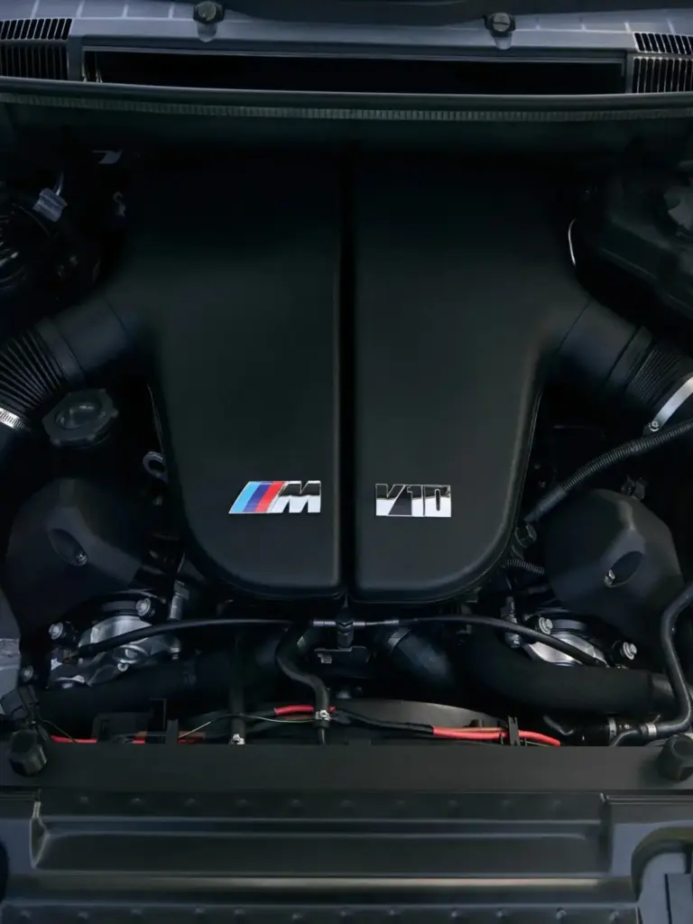 El BMW X5 M que debió haber nacido hace 25 años es una realidad gracias a Kith 1 Motor16 2000 BMW X5 Kith. Imagen motor.