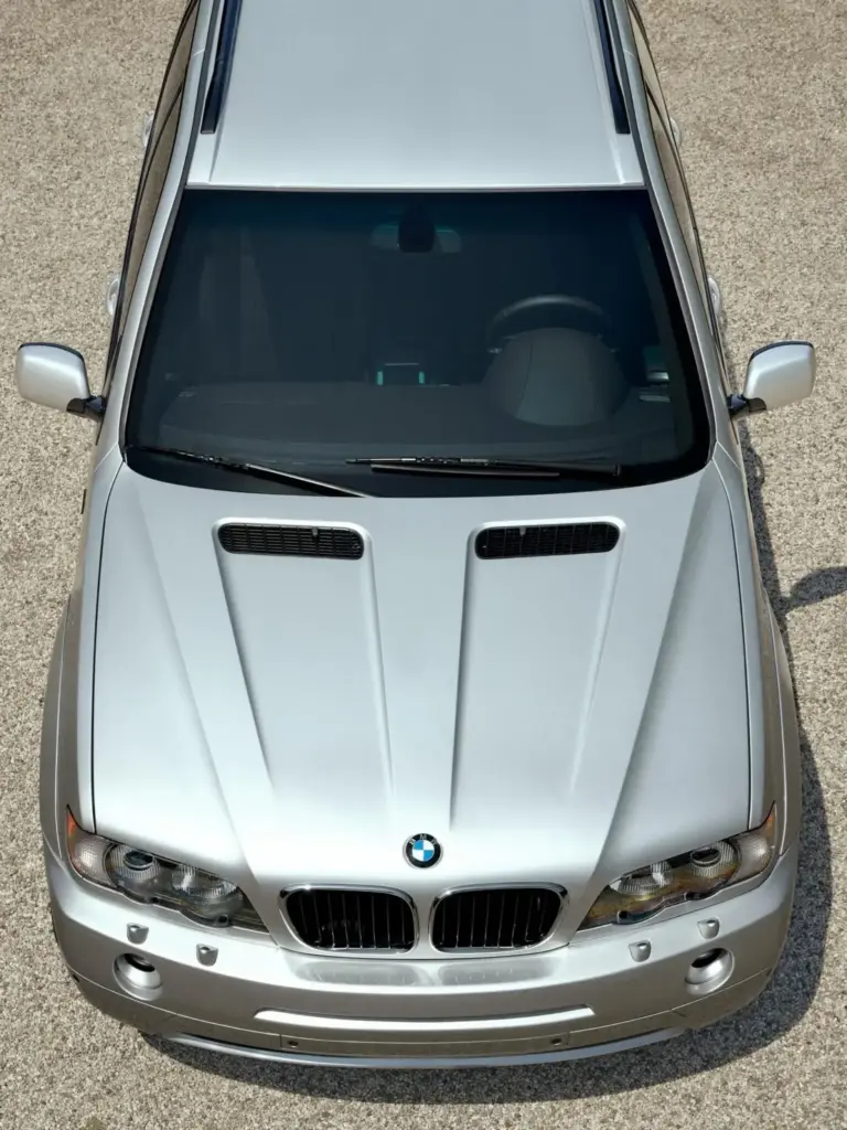 El BMW X5 M que debió haber nacido hace 25 años es una realidad gracias a Kith 6 Motor16 2000 BMW X5 Kith 9 Motor16