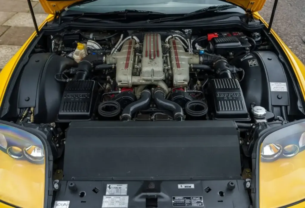 2001 Ferrari 550 Barchetta DD Classics 16 Motor16