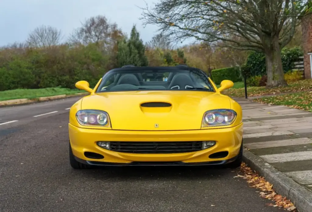 2001 Ferrari 550 Barchetta DD Classics 2 Motor16