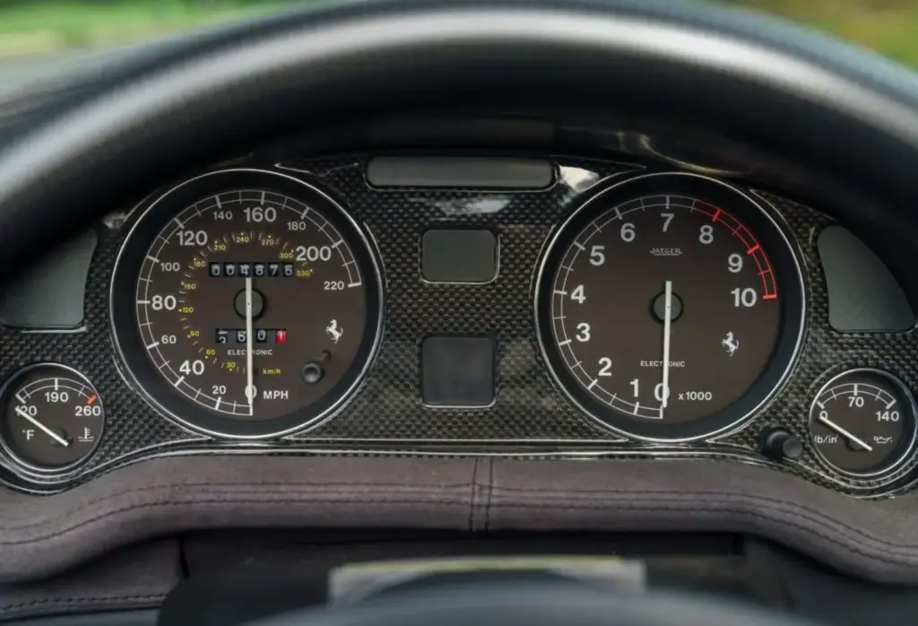 2001 Ferrari 550 Barchetta DD Classics 22 Motor16