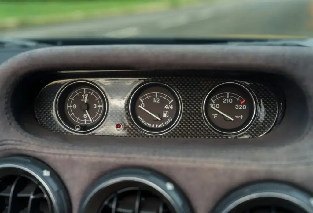 2001 Ferrari 550 Barchetta DD Classics 23 Motor16