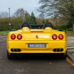 Por si el Ferrari 550 Barchetta no fuera extraordinario, este que busca dueño tiene seis escapes