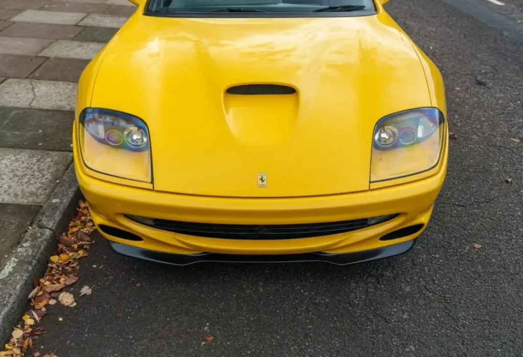 2001 Ferrari 550 Barchetta DD Classics 8 Motor16
