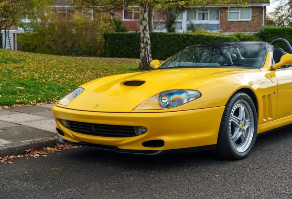 2001 Ferrari 550 Barchetta DD Classics 9 Motor16