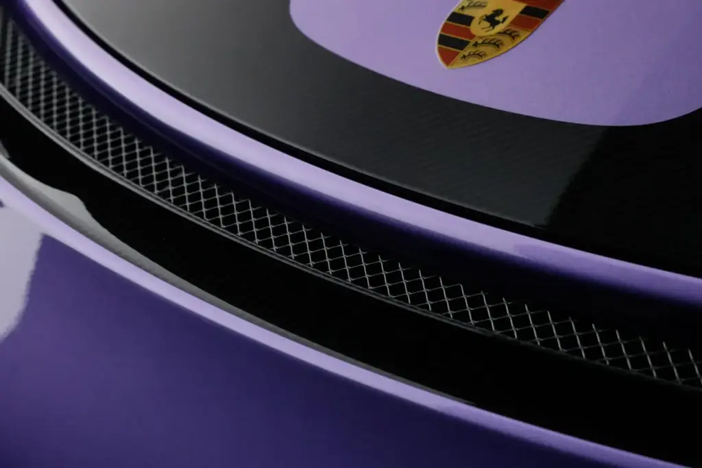 El Porsche 911 GT2 RS entra en el Olimpo de los siete dígitos 11 Motor16 2018 porsche 911 gt2 rs bat 19 Motor16