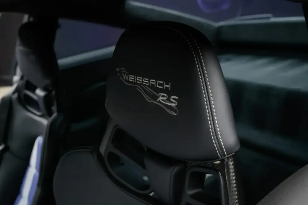 El Porsche 911 GT2 RS entra en el Olimpo de los siete dígitos 23 Motor16 2018 porsche 911 gt2 rs bat 7 Motor16