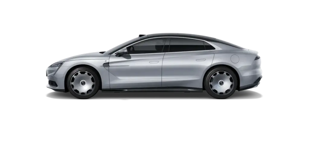 La prueba de estrés a la que BYD somete a su Yangwang U7: 30.000 kilómetros al más puro estilo Mercedes-Benz 3 Motor16 2026 BYD Yangwang U7. Imagen estudio.