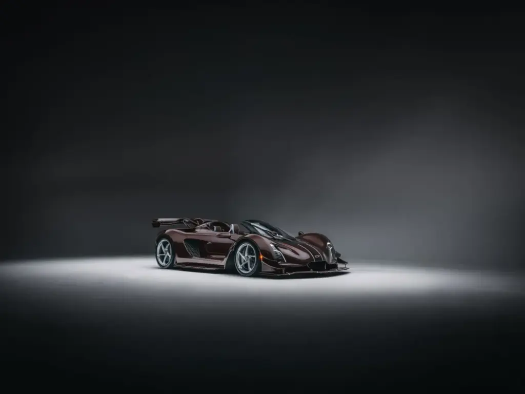 Czinger 21C Spyder: Máxima exclusividad con el cielo por techo 4 Motor16 2026 Czinger 21C Spyder 14 Motor16
