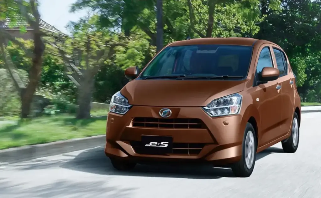 Mira e:S. El ‘mechero’ de Daihatsu que pueden estrenar por 5.905 euros 8 Motor16 2026 Daihatsu Mira eS Japon 5 Motor16