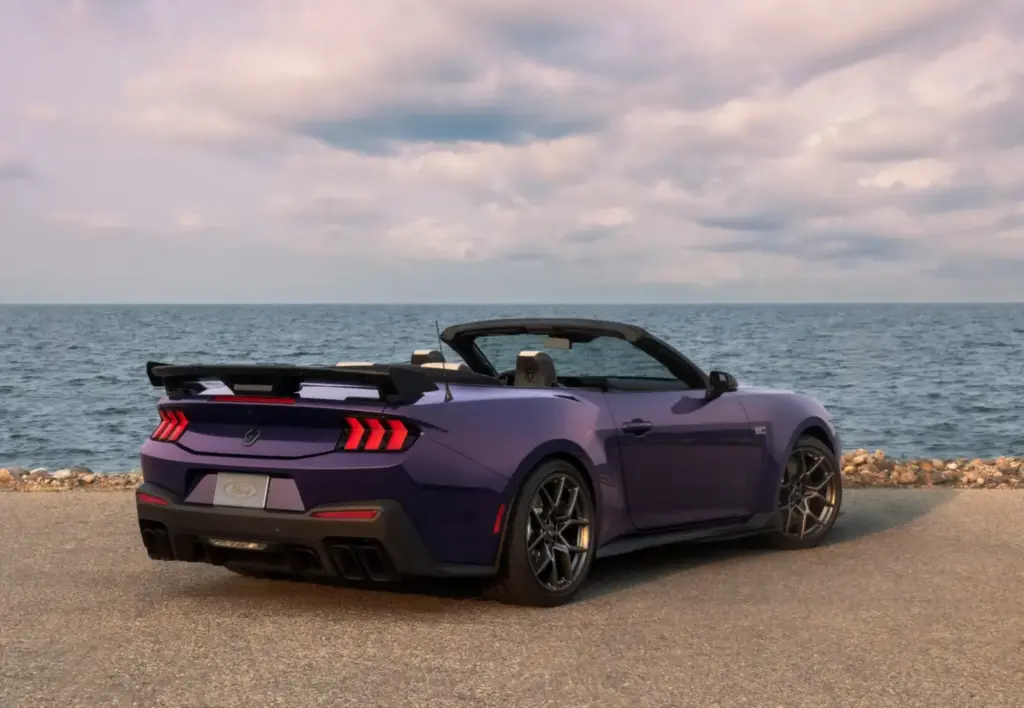 2026 Ford Mustang Dark Horse SC Convertible 18 Motor16