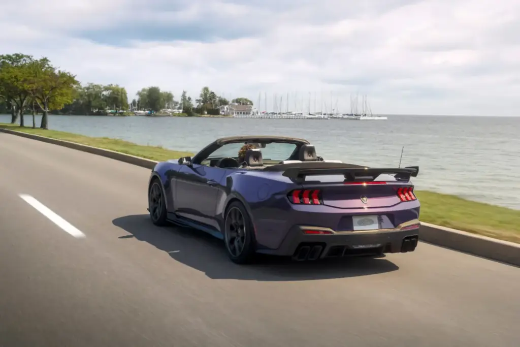 2026 Ford Mustang Dark Horse SC Convertible 20 Motor16