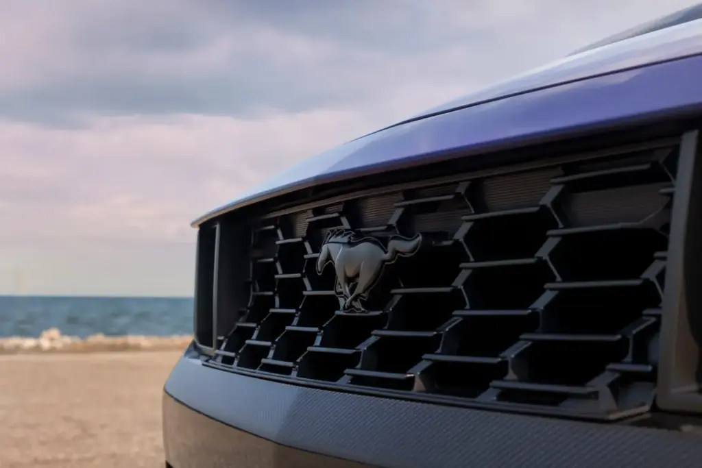2026 Ford Mustang Dark Horse SC Convertible 9 Motor16