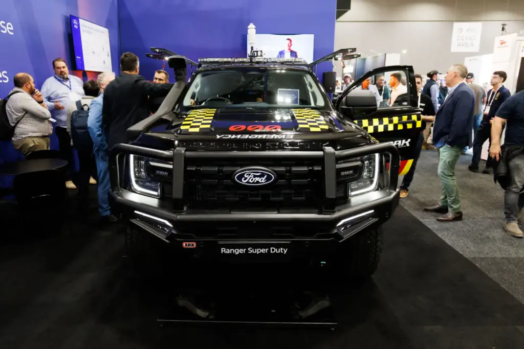 2026 Ford Ranger Fire Response presentacion 11 Motor16