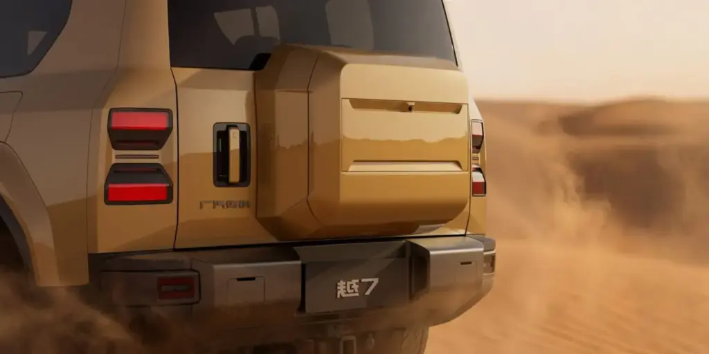 GAC: La marca que acaba de llegar a España lo borda en China con este mix entre Land Cruiser y Defender 35 Motor16 2026 GAC Yue 7 China 20 Motor16