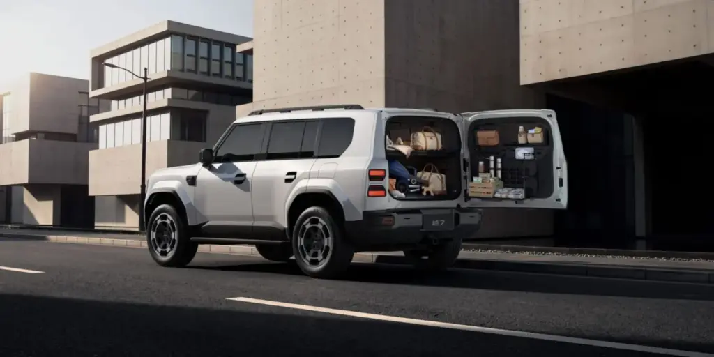 GAC: La marca que acaba de llegar a España lo borda en China con este mix entre Land Cruiser y Defender 24 Motor16 2026 GAC Yue 7 China 27 Motor16