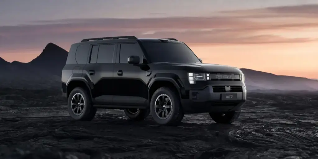 GAC: La marca que acaba de llegar a España lo borda en China con este mix entre Land Cruiser y Defender 25 Motor16 2026 GAC Yue 7 China 28 Motor16