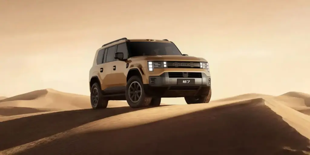GAC: La marca que acaba de llegar a España lo borda en China con este mix entre Land Cruiser y Defender 10 Motor16 2026 GAC Yue 7 China 4 Motor16