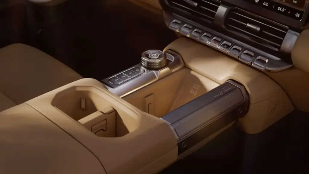 GAC: La marca que acaba de llegar a España lo borda en China con este mix entre Land Cruiser y Defender 60 Motor16 2026 GAC Yue 7 China 40 Motor16