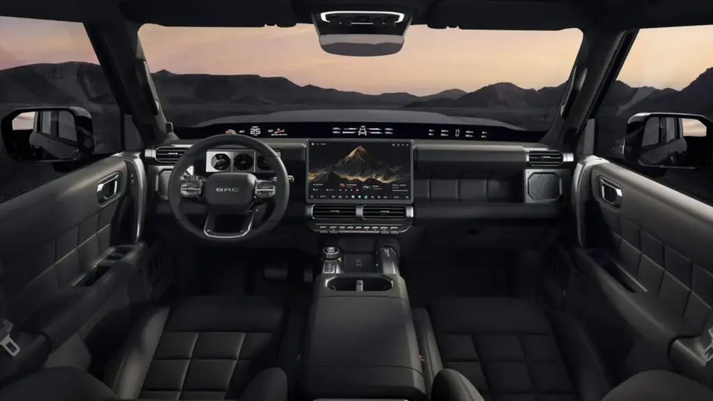 GAC: La marca que acaba de llegar a España lo borda en China con este mix entre Land Cruiser y Defender 41 Motor16 2026 GAC Yue 7 China 63 Motor16