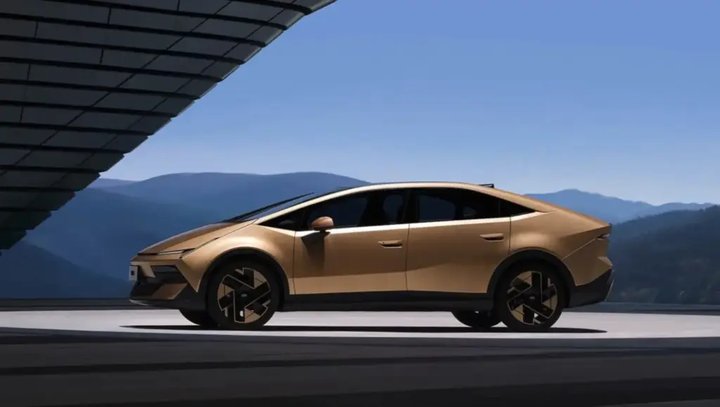 Hyundai Ioniq V: La berlina eléctrica con 650 km de autonomía a precio de Inster con ayudas 12 Motor16 2026 Hyundai Ioniq V 13 Motor16