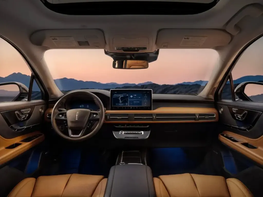 Lincoln Corsair Hybrid: El SUV ‘Made in China’ con el que dan un giro de guión 17 Motor16 2026 Lincoln Corsair 16 Motor16