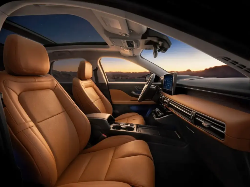Lincoln Corsair Hybrid: El SUV ‘Made in China’ con el que dan un giro de guión 20 Motor16 2026 Lincoln Corsair 17 Motor16