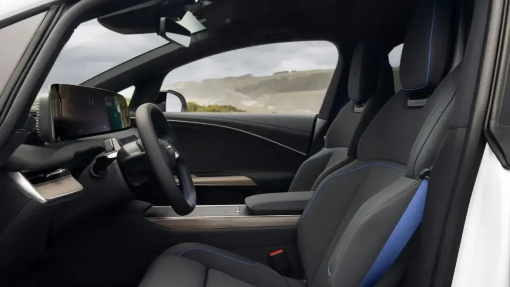 2026 Lucid Gravity GT S 10 Motor16