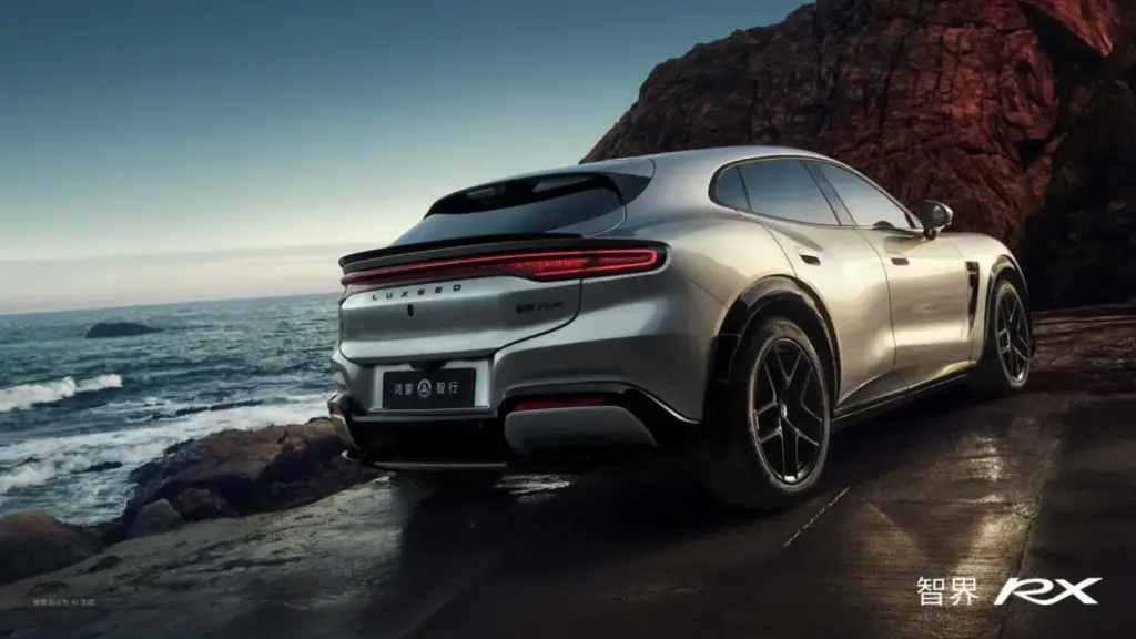 El Purosangue 'Made in China' lo firma Luxeed, es eléctrico y costará tan solo 32.500 euros 2 Motor16 2026 Luxeed RX. Imagen trasera.